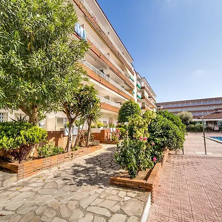 Apartment Vivalidays Edurne - - Costa Brava *